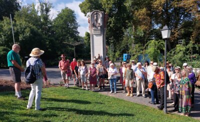 Ein ganzes Wochenende rund um die Rose: Gelungenes Treffen der nord- und ostdeutschen Freundeskreise in Sangerhausen