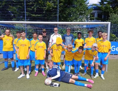 2. Platz beim inklusiven Fußballturnier (Bild vergr&ouml;&szlig;ern)