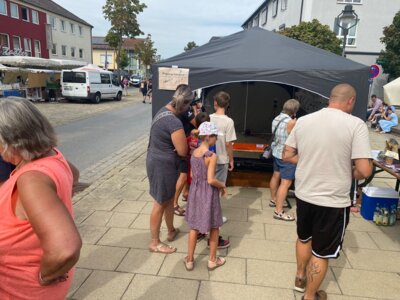 Schützenring Wallersdorf führt am Marktsonntag Preisschießen mit Lichtgewehren durch (Bild vergr&ouml;&szlig;ern)