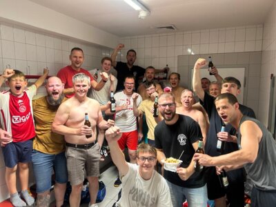 Einheit II gewinnt kleines Stadtderby