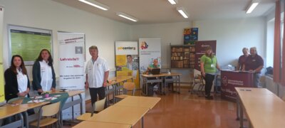 Kleine, aber feine Messe der Koordinierungsstelle Türöffner