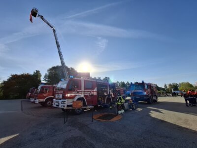 Foto zur Meldung: Blaulichttag zu 30 Jahre Kreisjugendfeuerwehr OPR