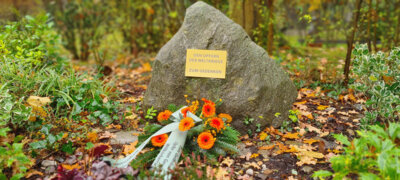 Foto zur Meldung: Kranzniederlegung zum Volkstrauertag