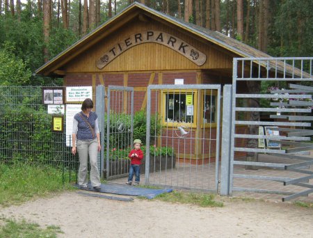 Eingang zum Tierpark