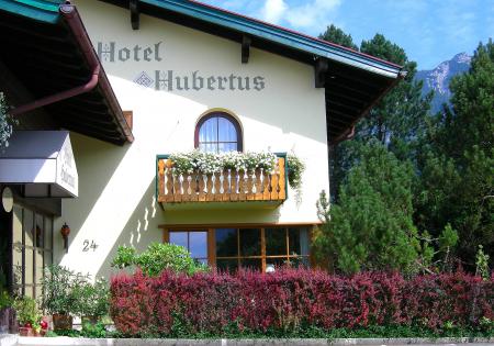 Hotel Hubertus Garni Aussenansicht Hotel Hubertus Garni Aussenansicht