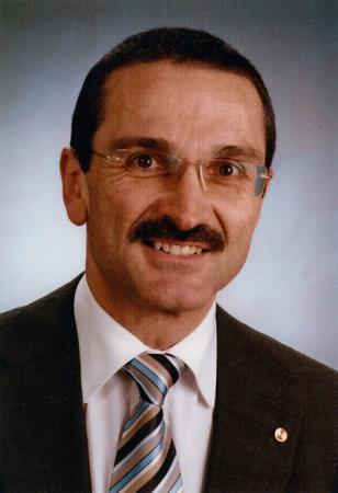 Dr. Richard 