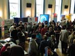Messebesucher im Kulturhaus