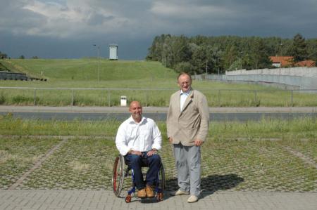 Dieter Buchwald und Thomas Malcher am Grenzdenkmal Dieter Buchwald und Thomas Malcher am Grenzdenkmal