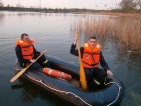 Tom und Patrick, Ausbildung mit dem Rettungsboot