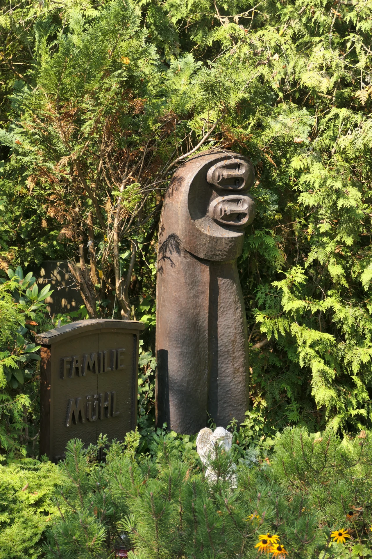 Das Grabmal Mühls