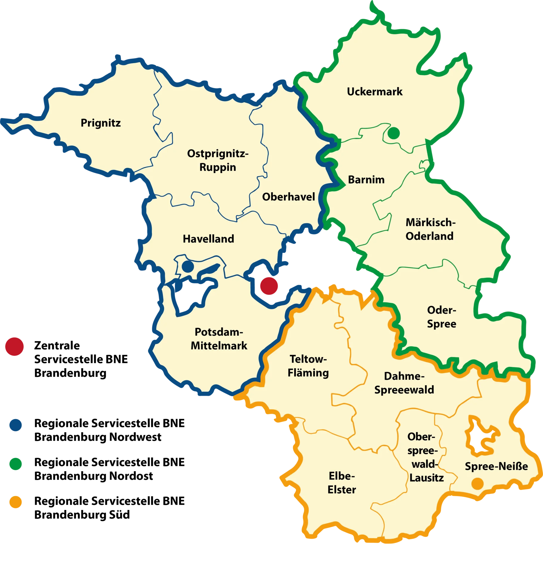 Eine Karte von Brandenburg, auf der die Landkreise in drei Regionen unterteilt sind. Für jede Region ist eine entsprechende Servicestelle durch einen farbigen Punkt gekennzeichnet. In Potsdam gibt es einen weiteren Punkt für die zentrale Servicestelle BNE Brandenburg.