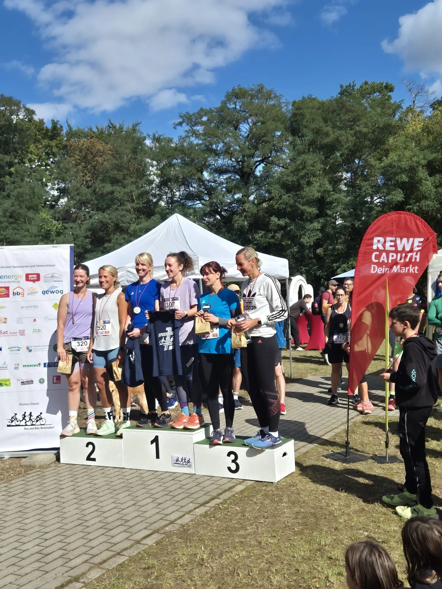 Run and Bike 2025_Siegerehrung_FotorechtAnnelie Heim