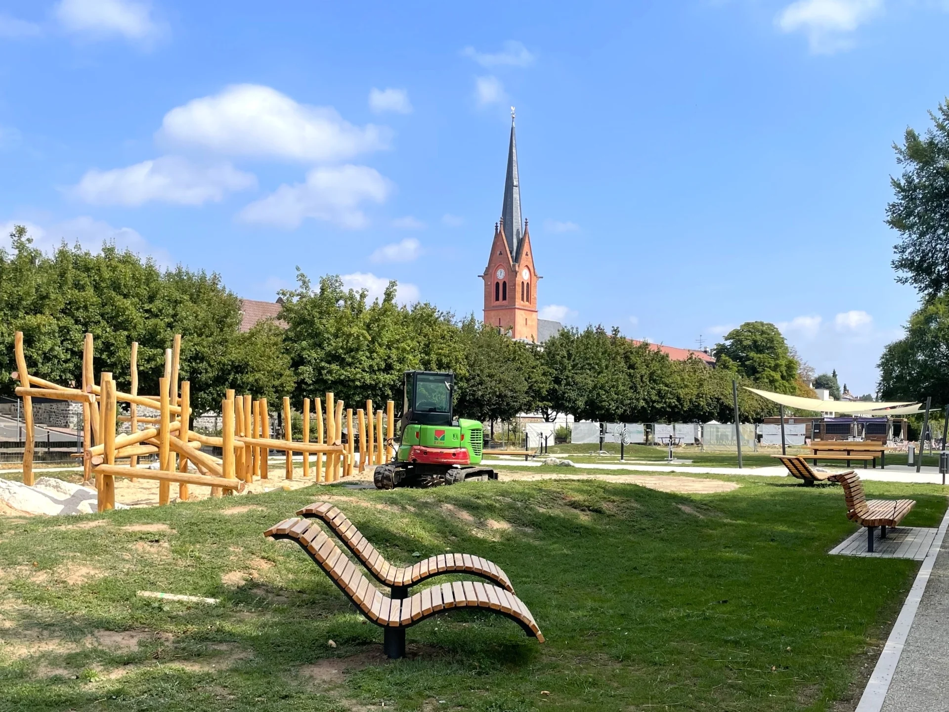 Klettergerüst+Bänke