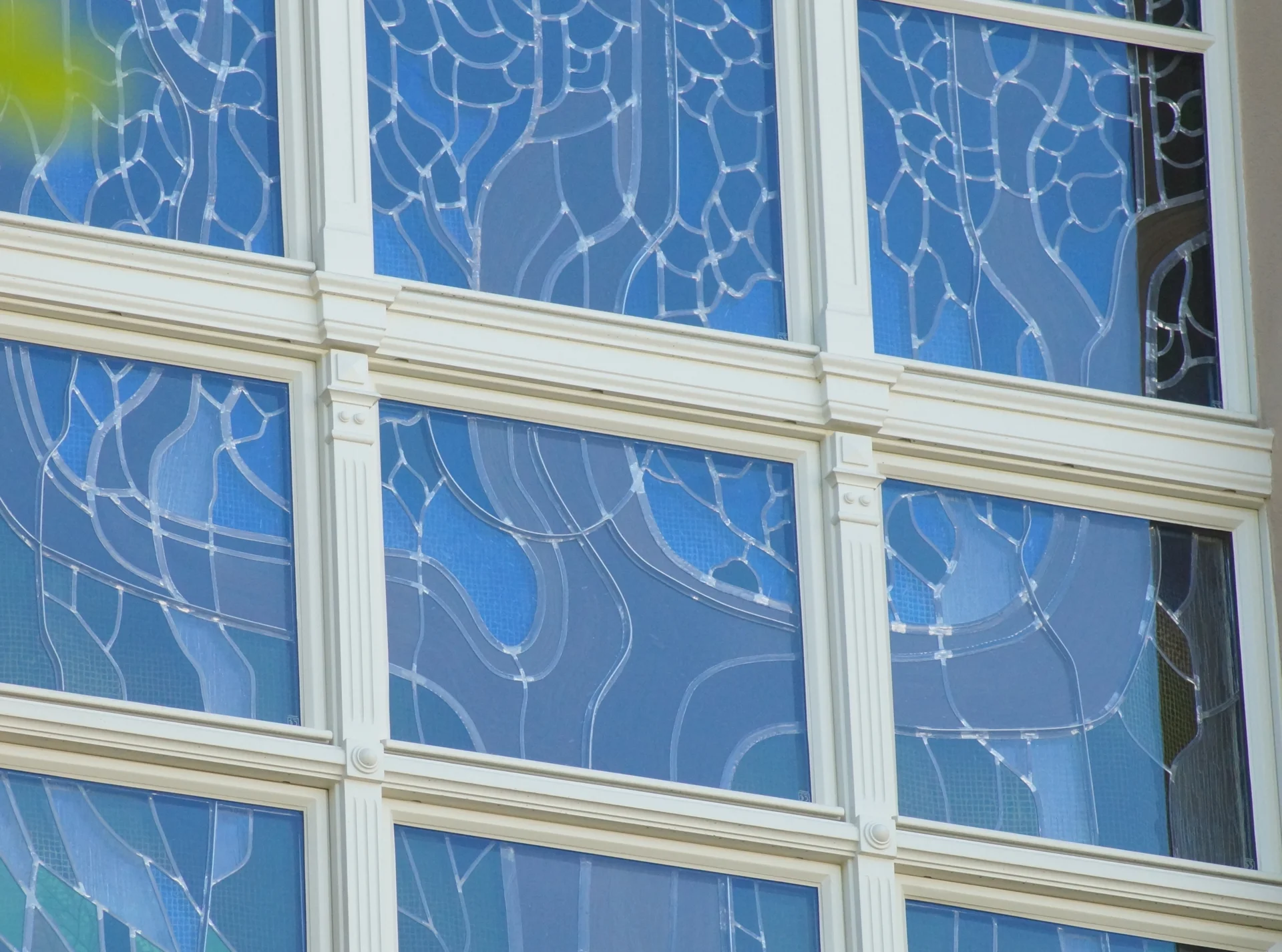 Fenster mit Bleiverglasung