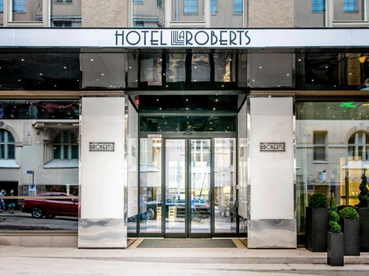 Eingang Hotel Lilla Roberts