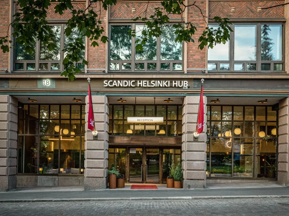 Eingang Scandic Helsinki HUB