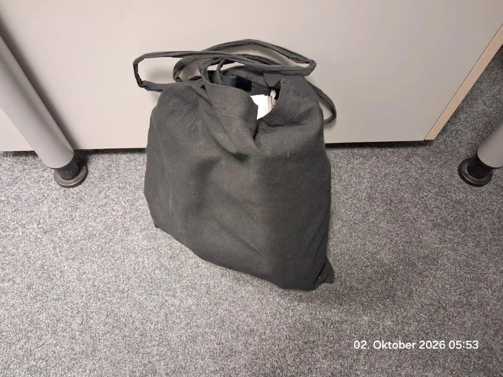 Fundbeutel in Schwarz aus Schwante vom 26.09.2026