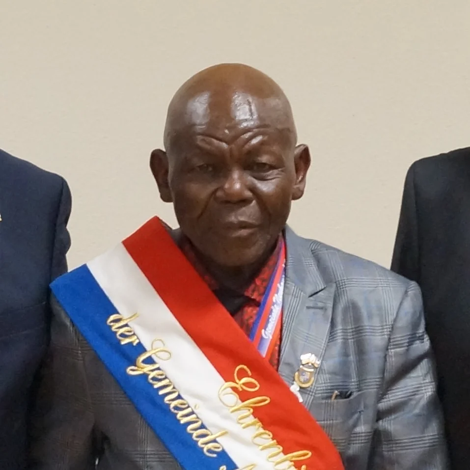 J. Mobanza
