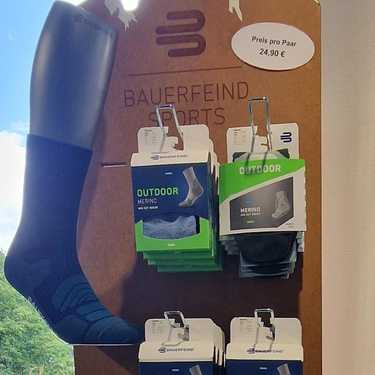 Aufsteller Wandersocken Bauerfeind