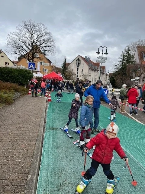 Kinder auf unseren Skimatten