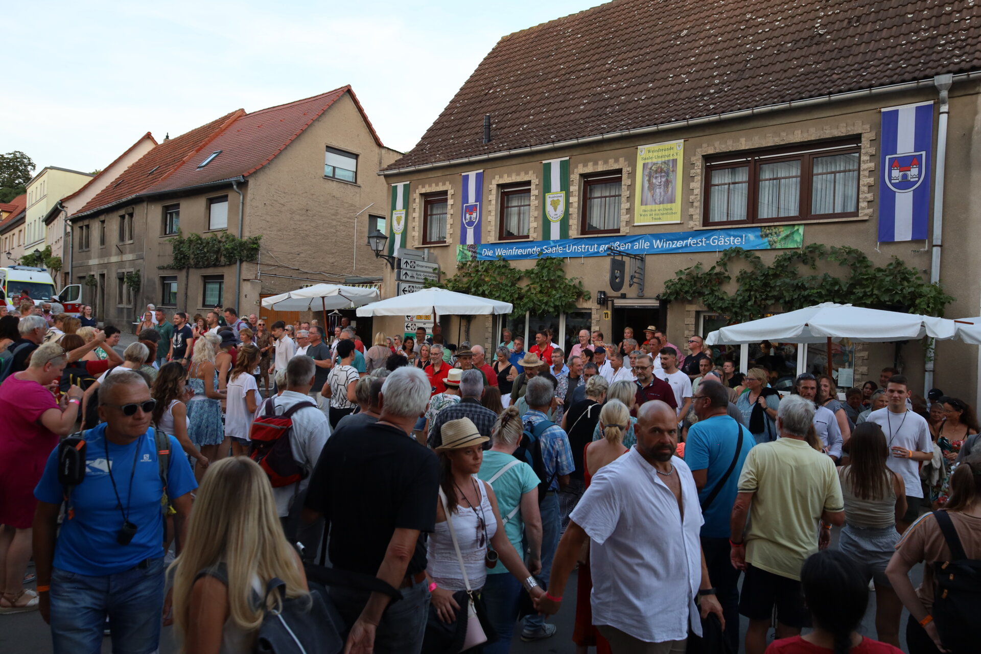 großer Besucherandrang im "St. Urban" zum Winzerfest 2023