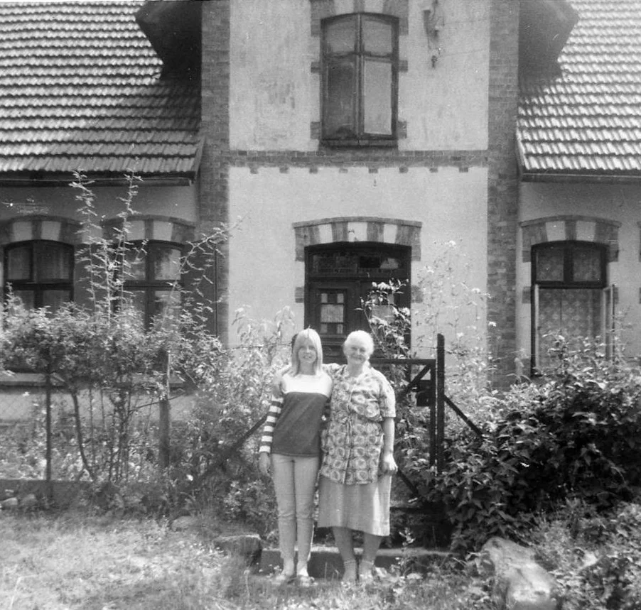 Gudrun Oehlkers und Frau Liebenow (1967)