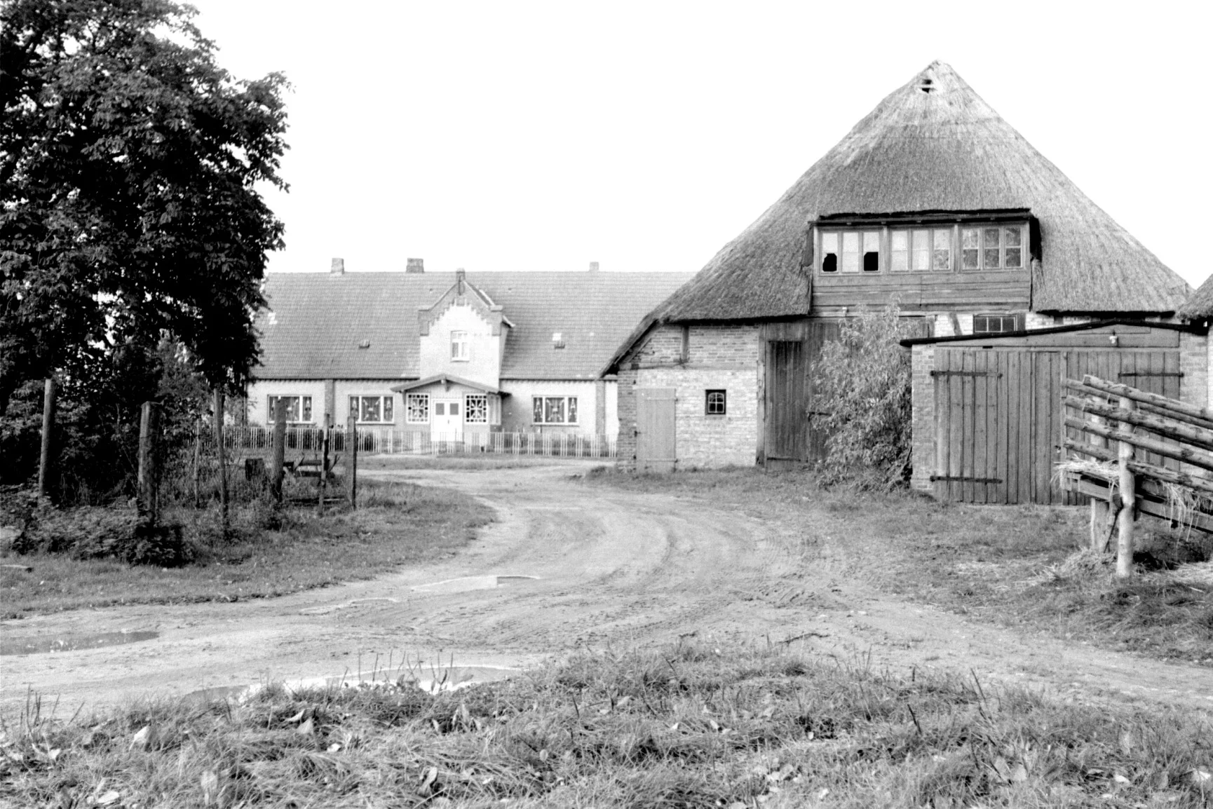 Bauerngehöft Nr. 4 (September 1978)