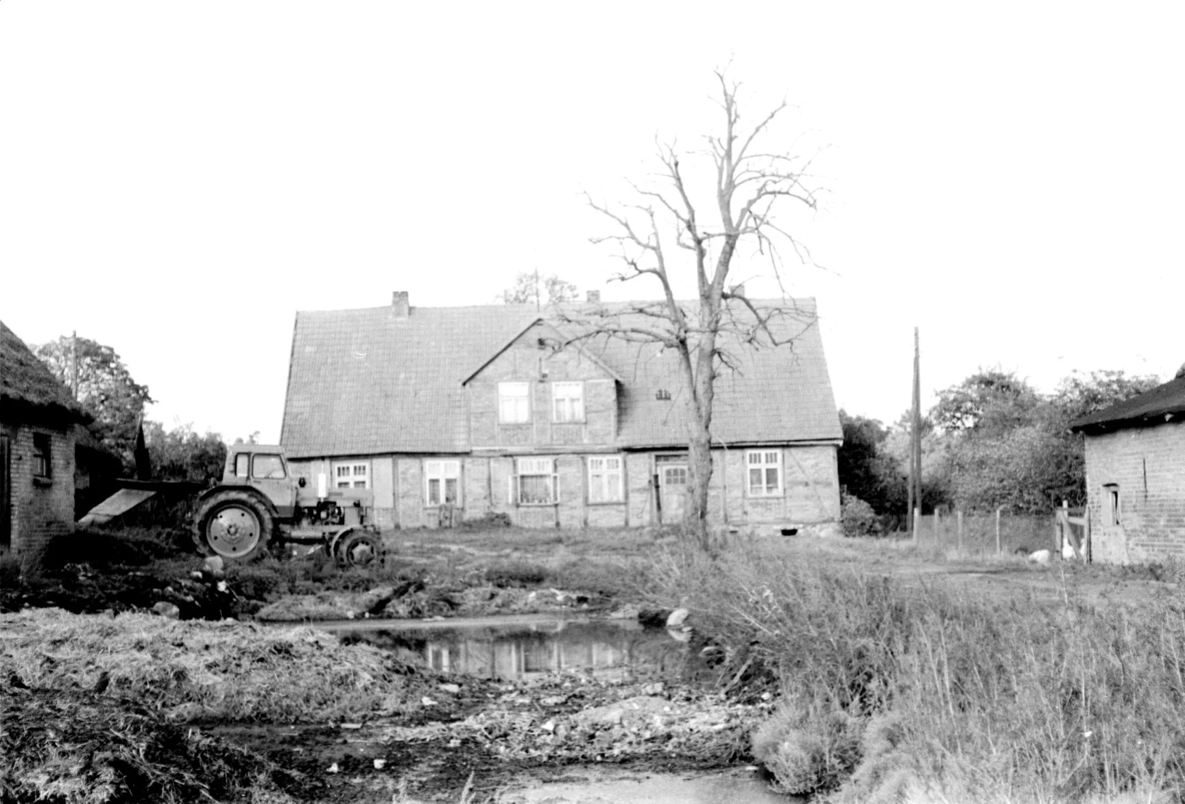 Bauerngehöft Nr. 6 (September 1978)
