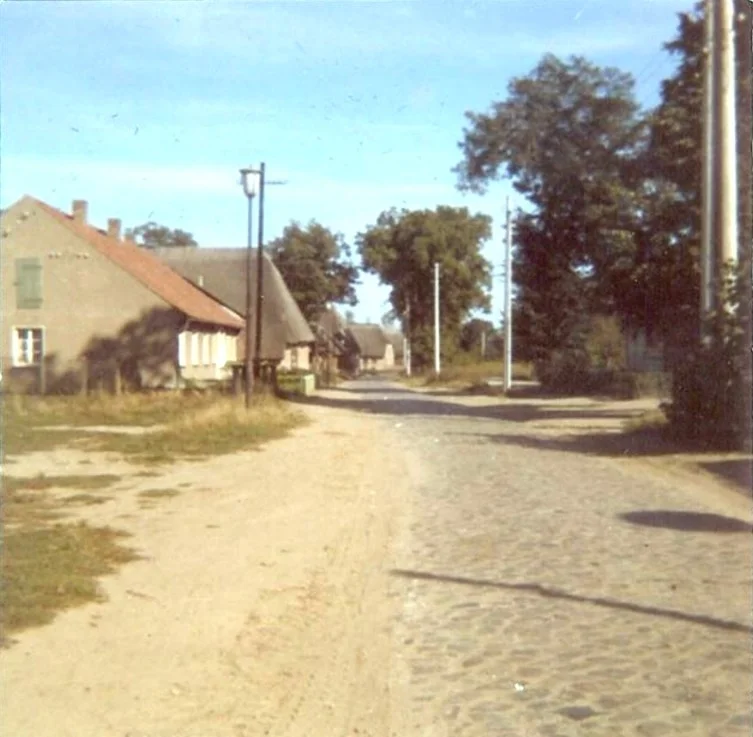 Dorfstraße in Warsow (1973)