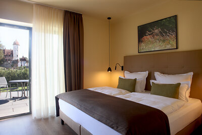 Doppelzimmer Doppelbett mit Ausblick 