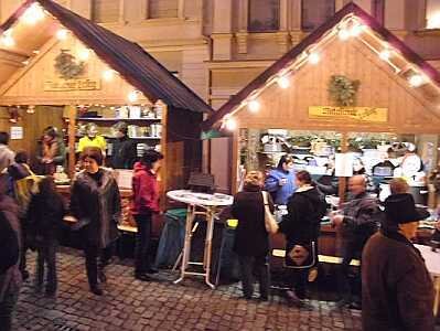 Foto des Albums: Weihnachtsmarkt 2009 (04. 12. 2009)