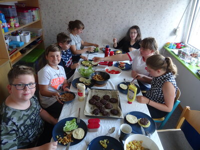 Foto des Albums: Sommerferienaktion: Burger grillen