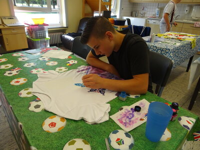 Foto des Albums: Sommerferienaktion: T-Shirt gestalten