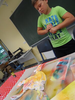 Foto des Albums: Sommerferienaktion: T-Shirt gestalten