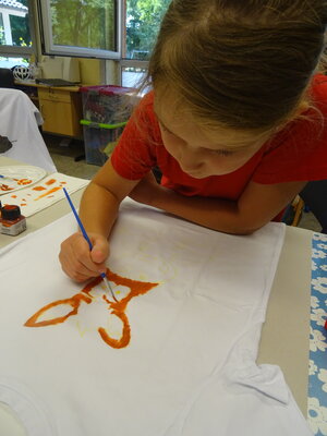 Foto des Albums: Sommerferienaktion: T-Shirt gestalten