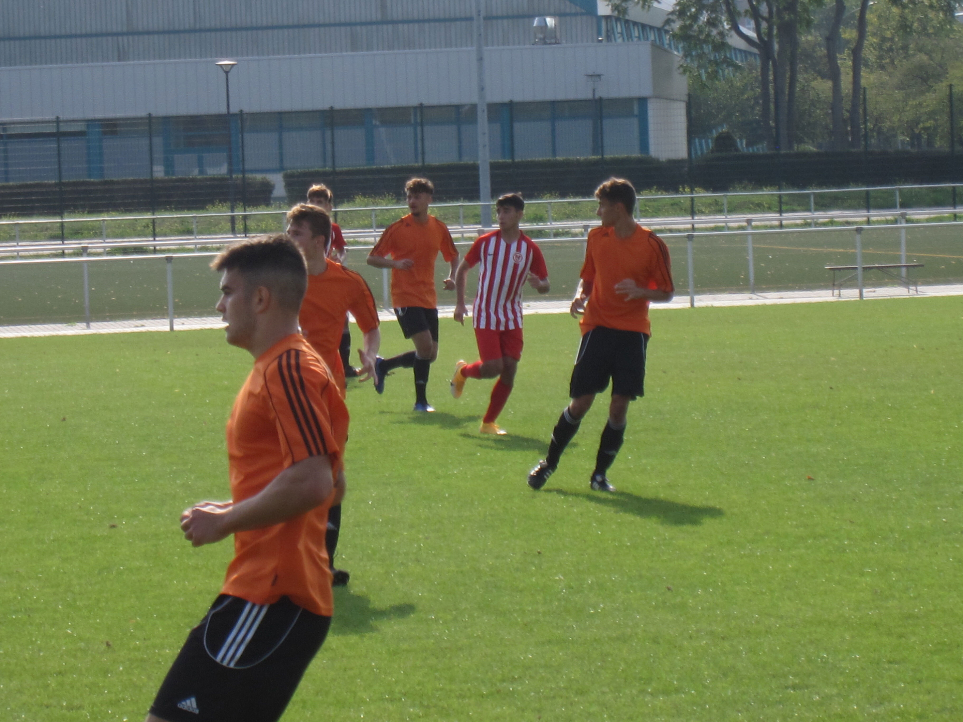 Bild: Spielszenen...
