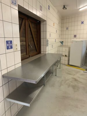 Foto des Albums: Lißberg, Burghalle und Außengelände der Burganlage