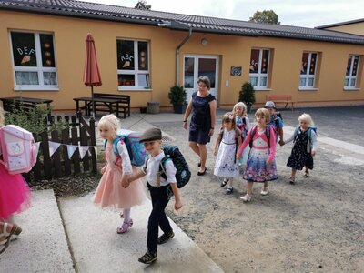 Foto des Albums: Schulanfang