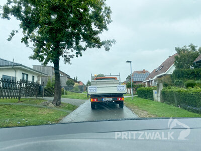 Das Schlussfahrzeug in Sch&ouml;nhagen.  (Bild vergr&ouml;&szlig;ern)
