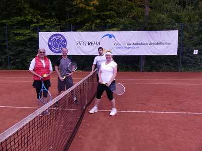 Tennis wurde auch gespielt 