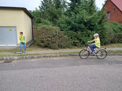 Foto des Albums: Fahrradprüfung der Klasse 5 am 23.09.2020 (30. 09. 2020)