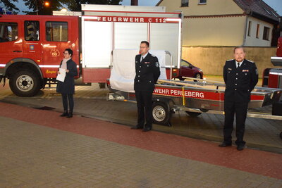 Foto des Albums: Übergabe des neuen Rettungsbootes an die Freiwillige Feuerwehr Perleberg