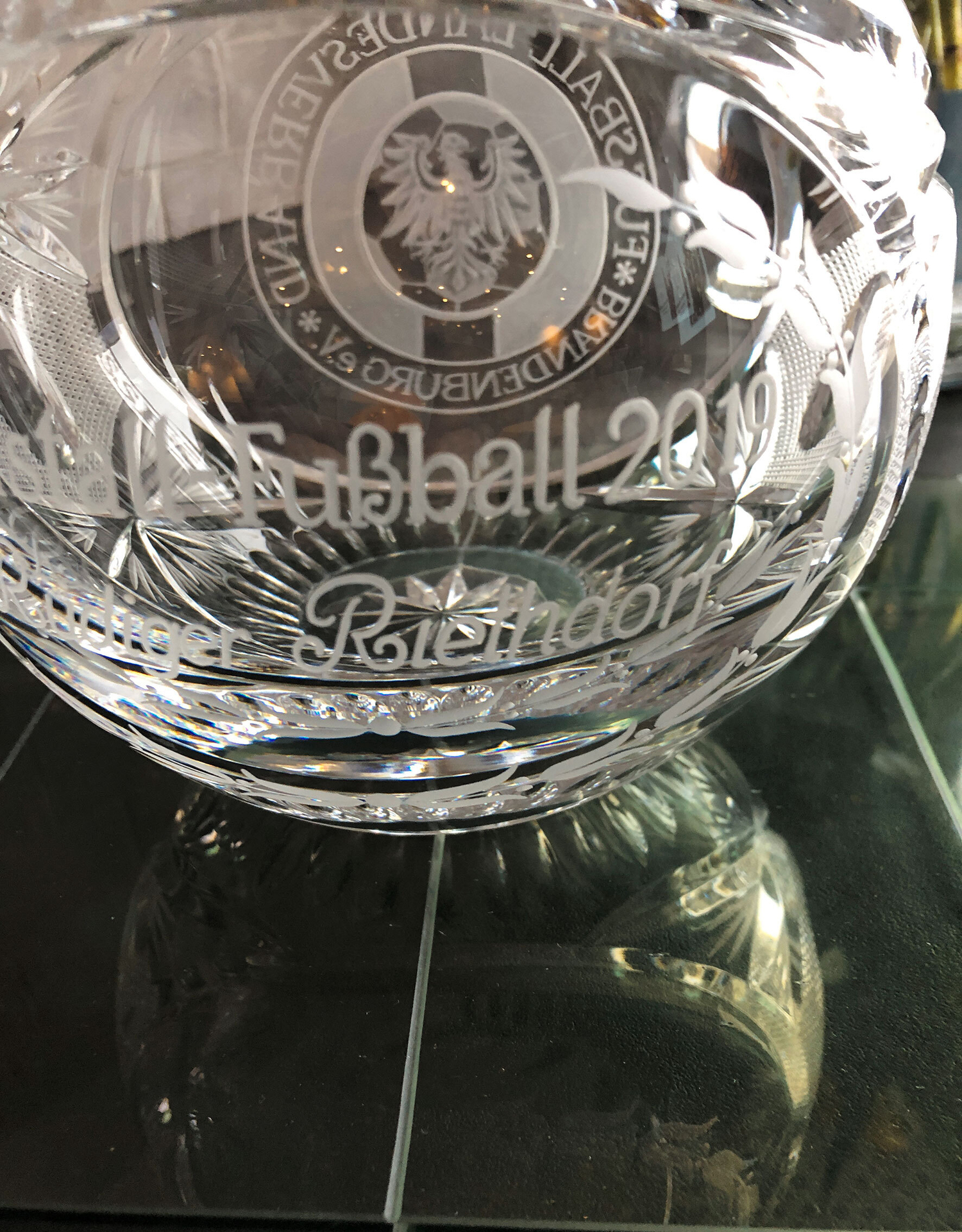 Bild: Der Kristall-Fußball.