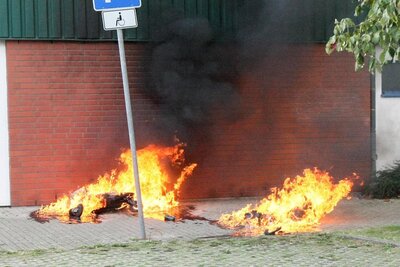 Foto des Albums: Einsatz 255/2020 - Containerbrand