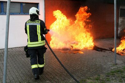 Foto des Albums: Einsatz 255/2020 - Containerbrand