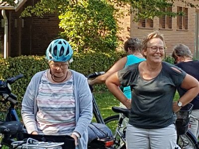 Foto des Albums: Radtour der Rhader Landfrauen nach Rhadereistedt zur Sternfahrt