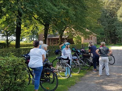 Foto des Albums: Radtour der Rhader Landfrauen nach Rhadereistedt zur Sternfahrt