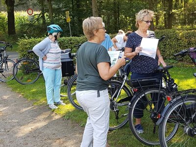Foto des Albums: Radtour der Rhader Landfrauen nach Rhadereistedt zur Sternfahrt