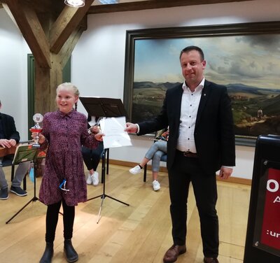May Wode mit B&uuml;rgermeister Augat  (Bild vergr&ouml;&szlig;ern)