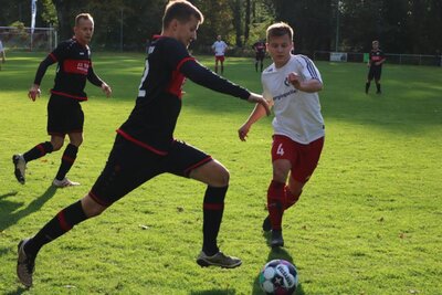 Foto des Albums: Häsener SV - FC Falkenthaler Füchse